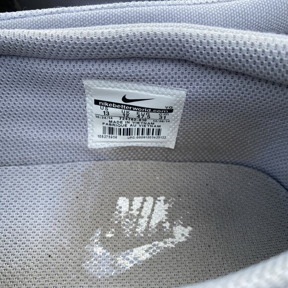 Nike SB Toki Canvas Slip On Low Top Size 13 Shoes Gray White 724762-010 Slippers - Picture 6 of 9